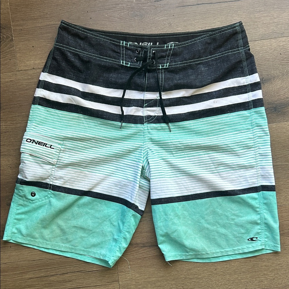 O'Neill Men's Mint Green, Black & White Striped Board Shorts ! Size 33